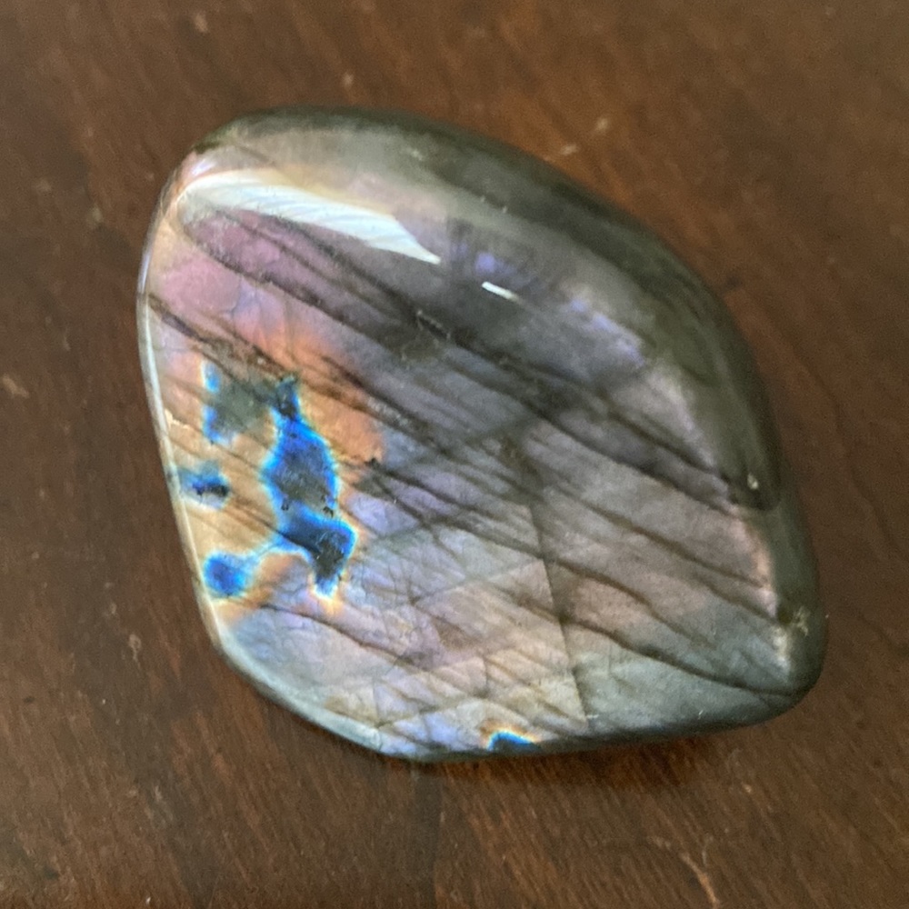 FLASHY LAB. 2” X 2” X 1.25 base. Gorgeous - Picture 4 of 17